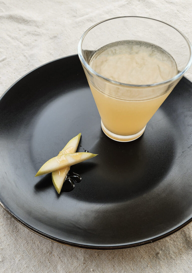 Sparkling Honey Pear and Ginger Cocktail