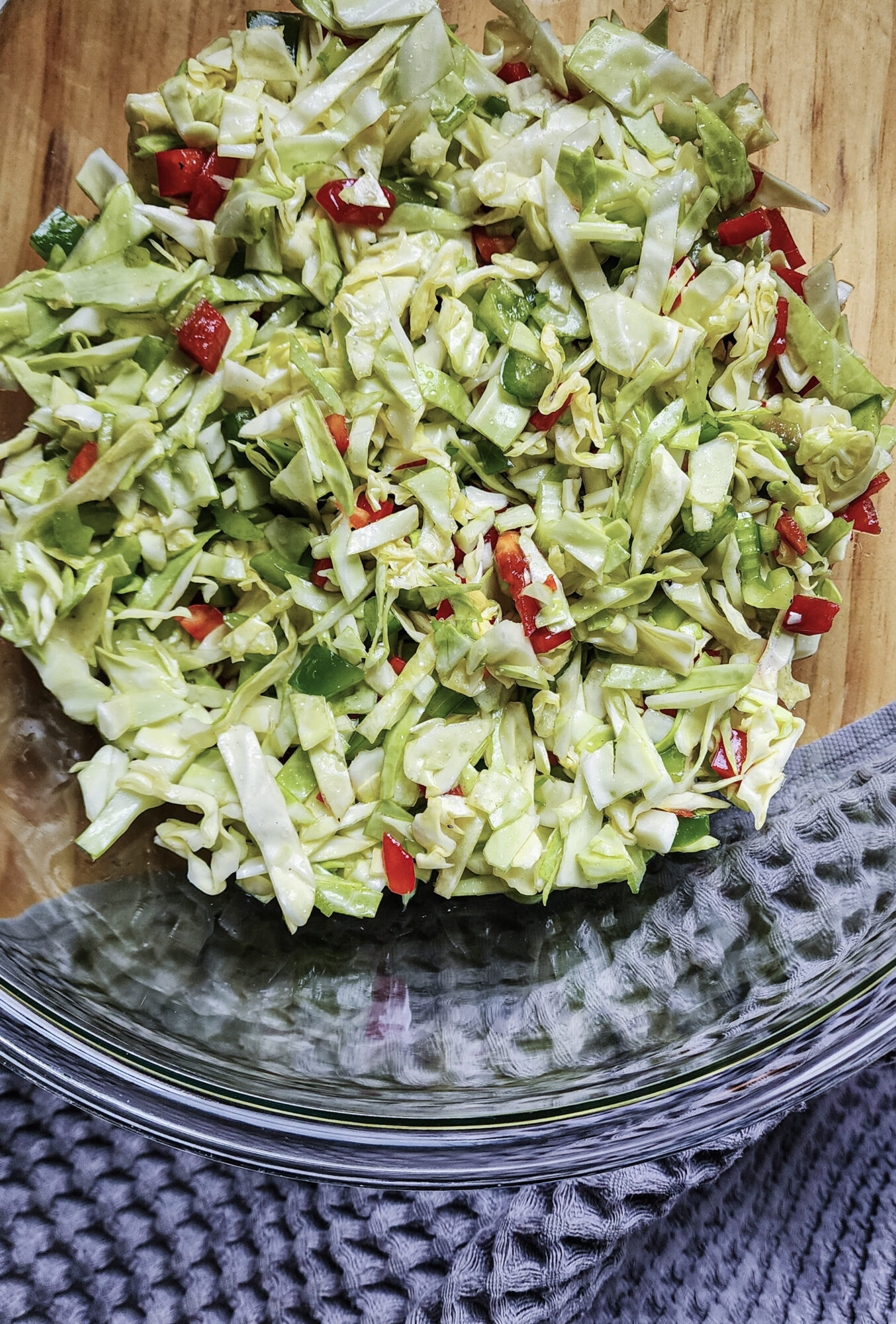 Crunchy Pepper Slaw