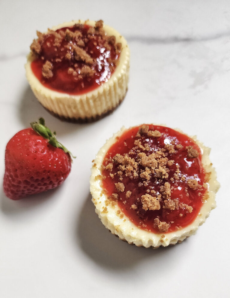 Mini Strawberry Cheesecakes