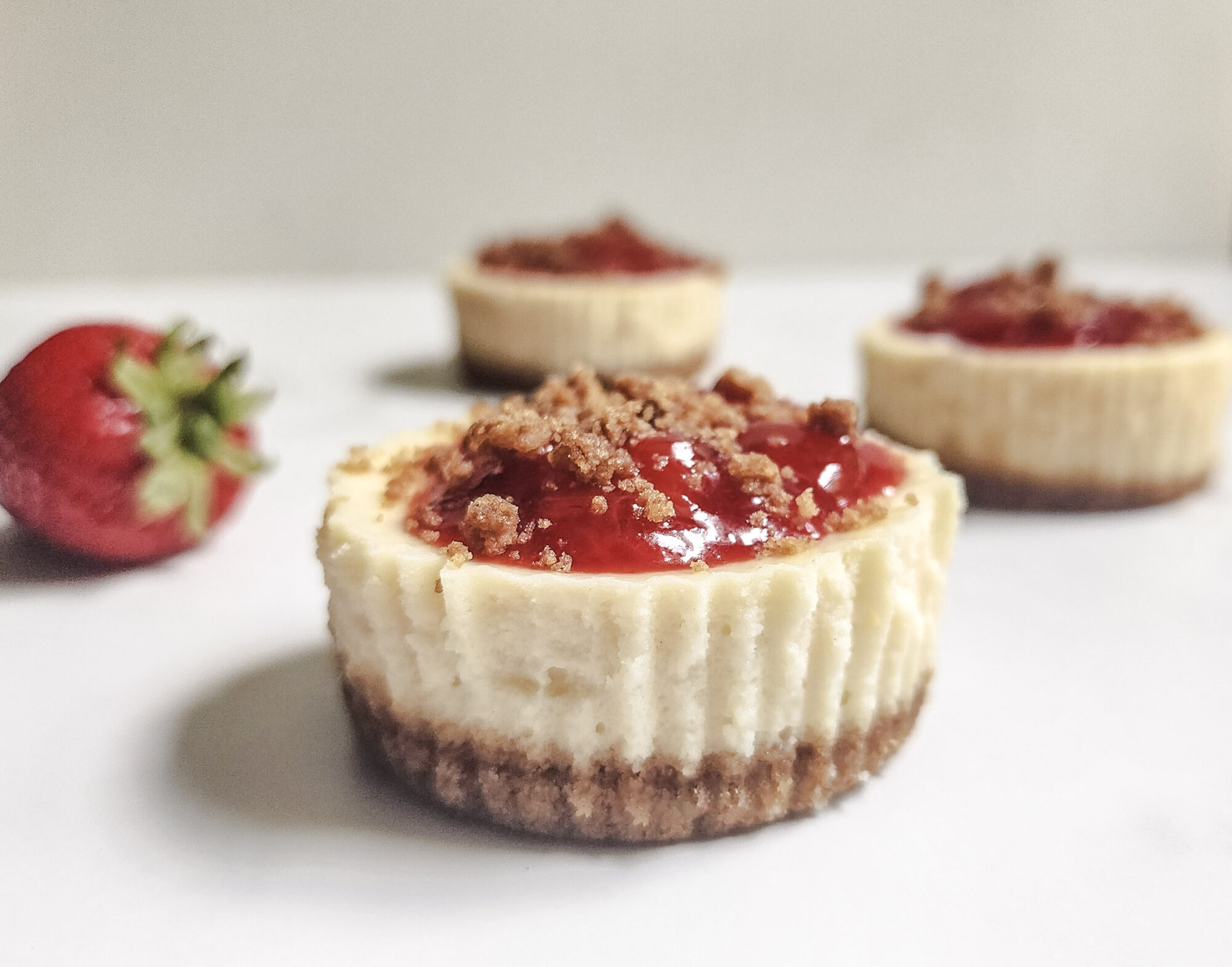 Mini Strawberry Cheesecakes