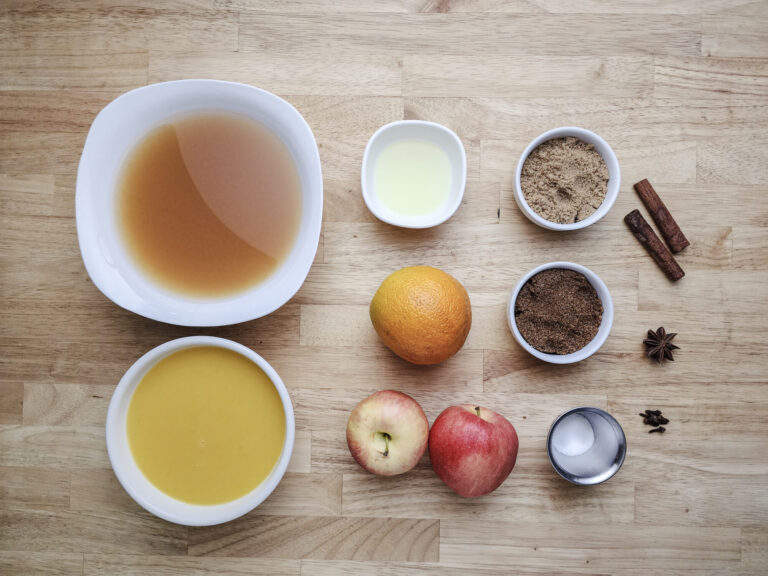 Holiday Wassail Ingredients