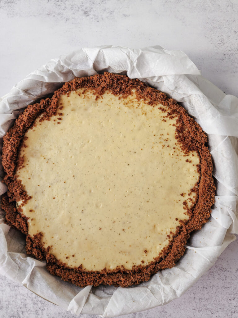 Vanilla Ginger Snap Cheesecake