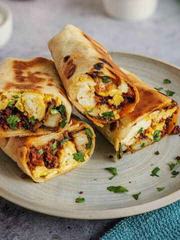 Easy chorizo breakfast burritos