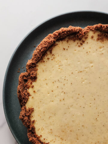 Vanilla Ginger Snap Cheesecake