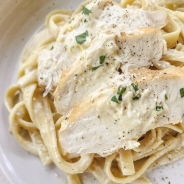 One Pan Chicken Fettuccine Alfredo