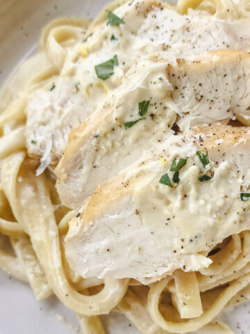 One Pan Chicken Fettuccine Alfredo